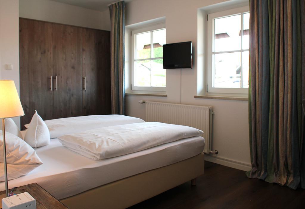 Hotel Zur Sonne Rimsting Exterior photo